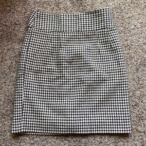 Banana Republic skirt size 2 it’s Beautiful!!